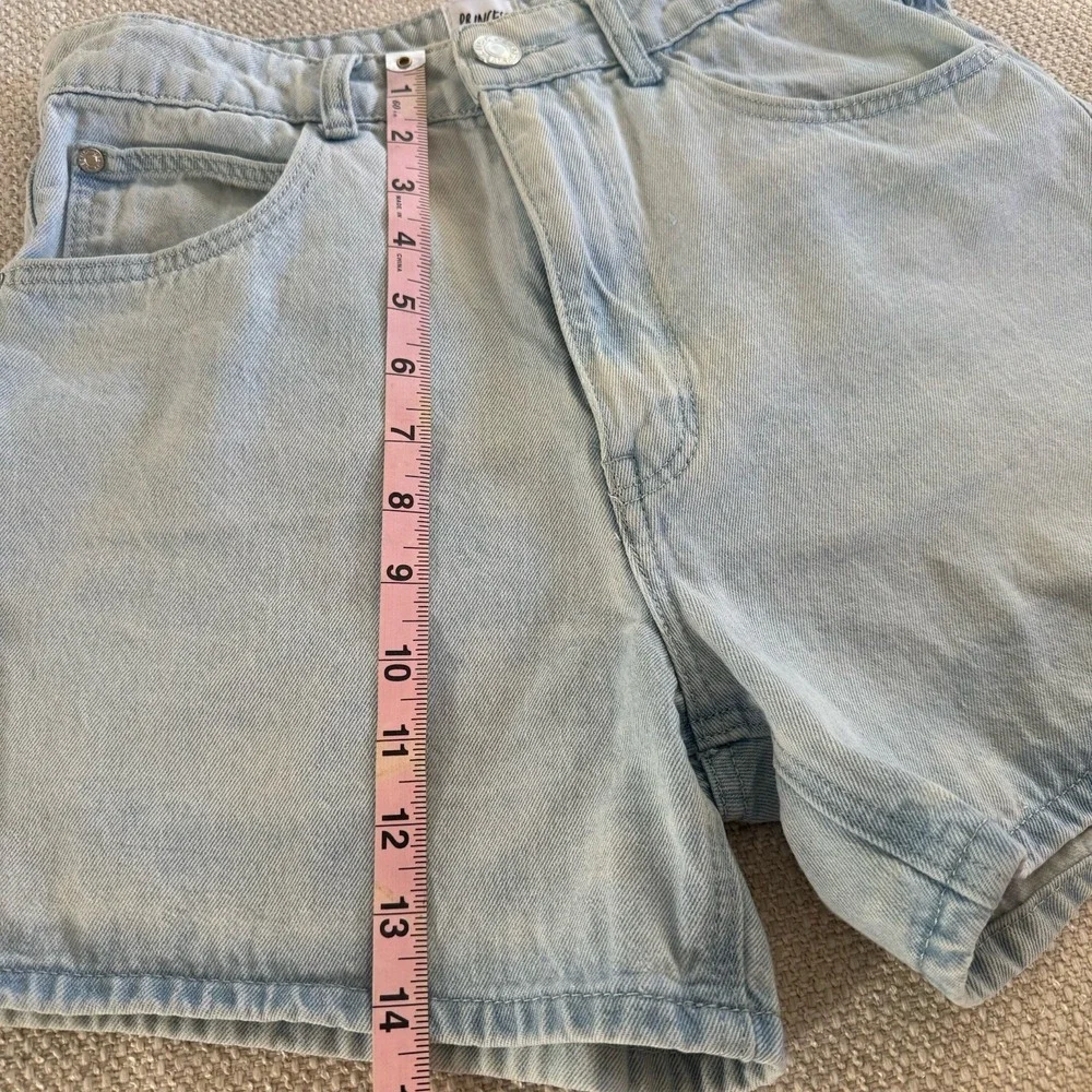 Princess Polly Denim Jean Shorts US Size 6 Light Wash High Waisted‎
